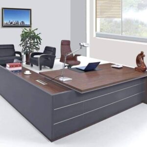 مكتب اداره عليا